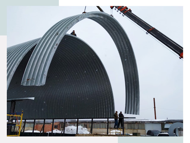 Полукруглые ангары в Дагестанских Огнях